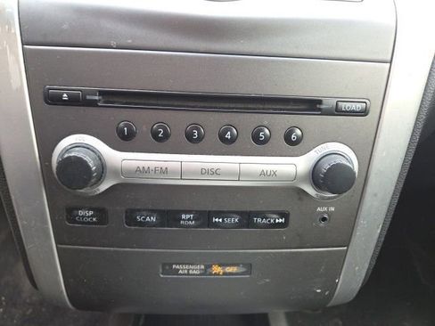 Used 2013 Nissan Murano S image 18