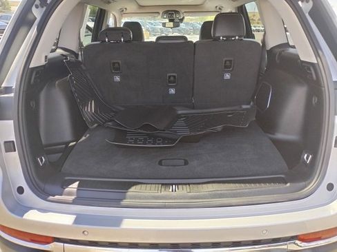 Used 2022 Jeep Grand Cherokee Limited image 13