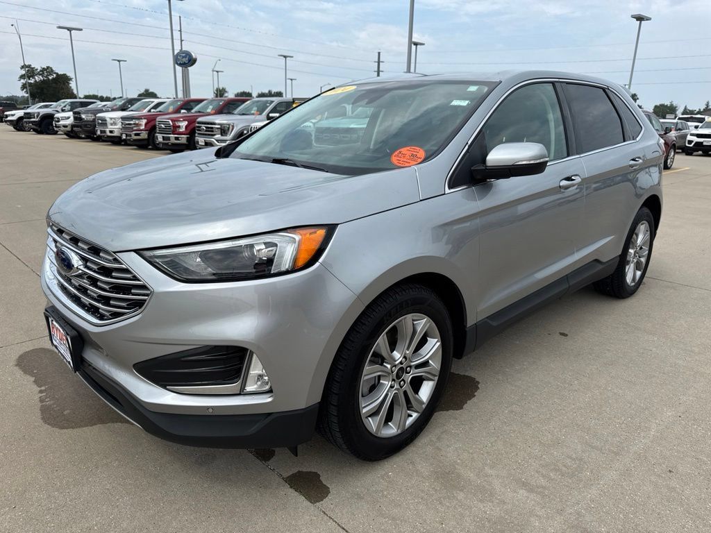 Used 2024 Ford Edge Titanium AWD/4WD image 25