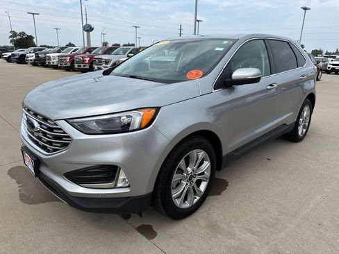 Used 2024 Ford Edge Titanium AWD/4WD image 25