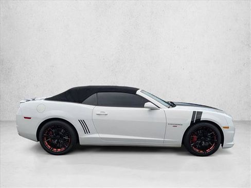 Used 2013 Chevrolet Camaro SS w/ RS Package RWD image 4