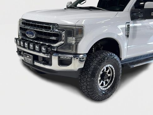 Used 2020 Ford F250 Lariat w/ Lariat Value Package image 6