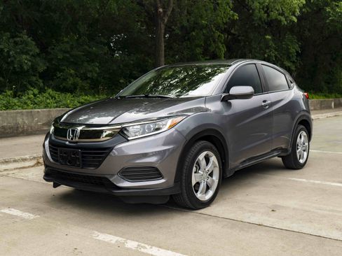 Certified 2022 Honda HR-V LX image 5
