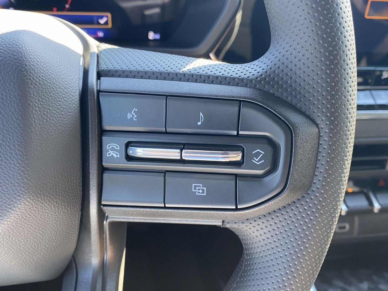 New 2026 Chevrolet Colorado Trail Boss AWD/4WD image 21