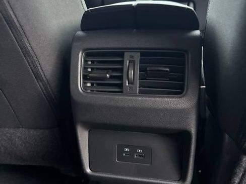 Certified 2023 Nissan Rogue SV AWD/4WD image 18