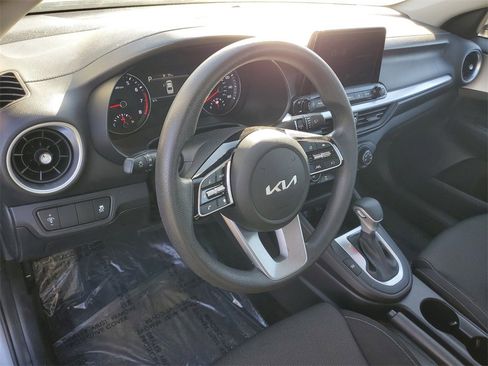 Used 2023 Kia Forte LXS image 11