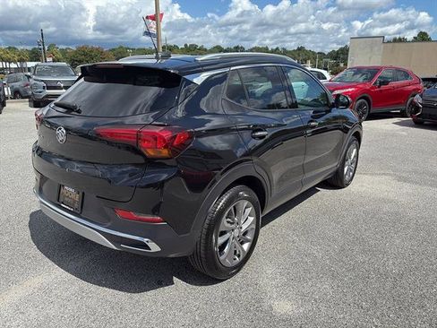 Used 2023 Buick Encore GX Essence w/ Experience Buick Package image 6