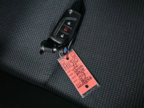 Used 2022 Toyota RAV4 LE image 23