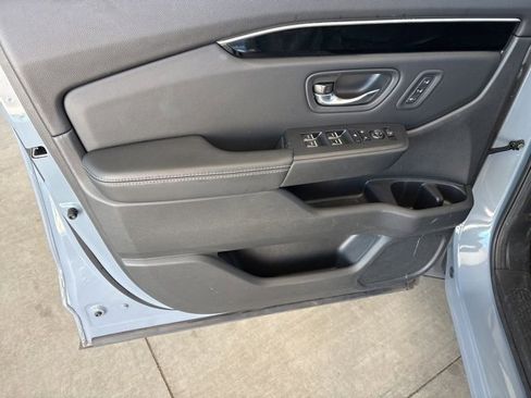 Certified 2024 Honda Pilot Touring image 19