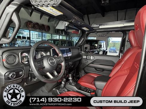 Used 2024 Jeep Wrangler Unlimited Rubicon 392 AWD/4WD image 30