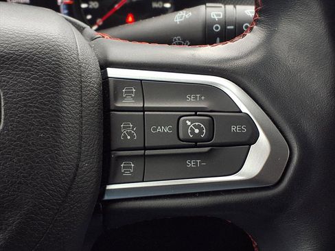 Used 2022 Jeep Compass Trailhawk w/ Trailhawk Convenience Group image 16