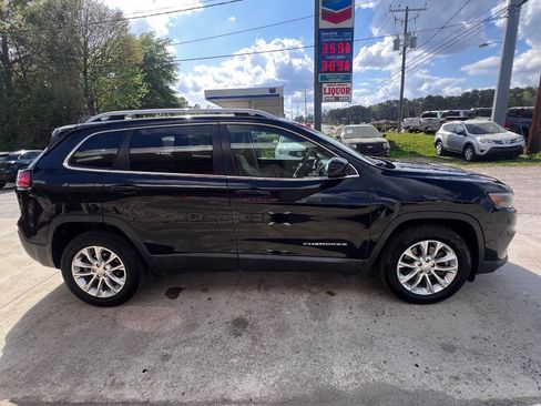 Used 2019 Jeep Cherokee Latitude w/ Popular Appearance Group image 7