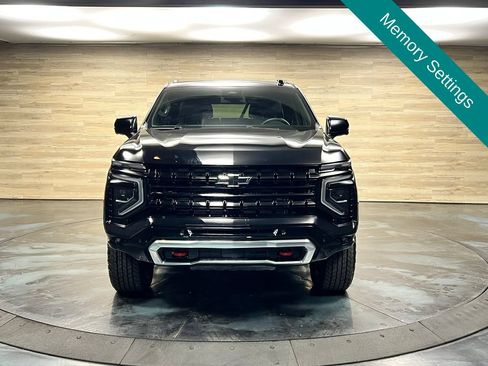 Used 2025 Chevrolet Tahoe Z71 w/ Comfort Package AWD/4WD image 9