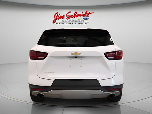Used 2025 Chevrolet Blazer LT FWD image 5