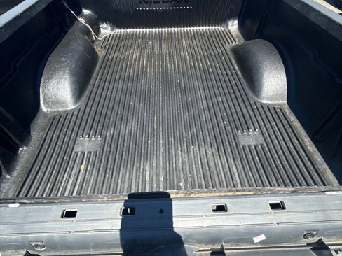 Used 2016 Nissan Frontier SV AWD/4WD image 10