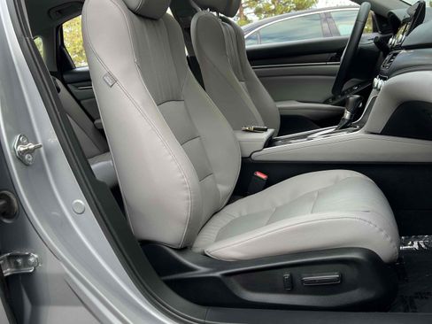 Used 2018 Honda Accord EX-L image 41