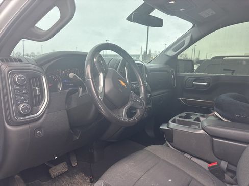 Used 2021 Chevrolet Silverado 1500 LT image 8