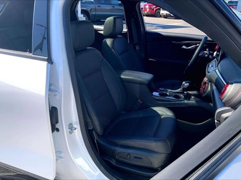 Certified 2025 Chevrolet Blazer RS w/ Enhanced Convenience Package image 9