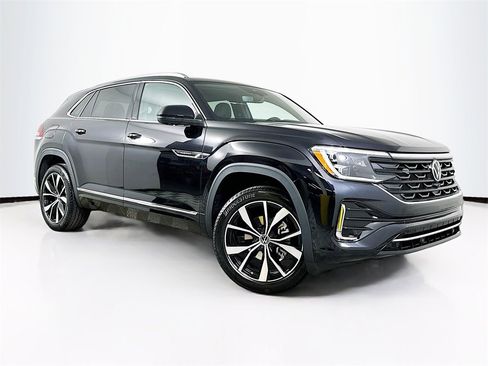 New 2026 Volkswagen Atlas Cross Sport SEL Premium R-Line image 1