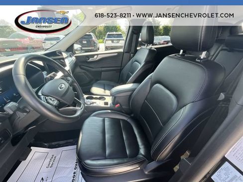 Used 2024 Ford Escape Platinum AWD/4WD image 18