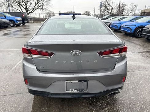 Used 2018 Hyundai Sonata SE image 3