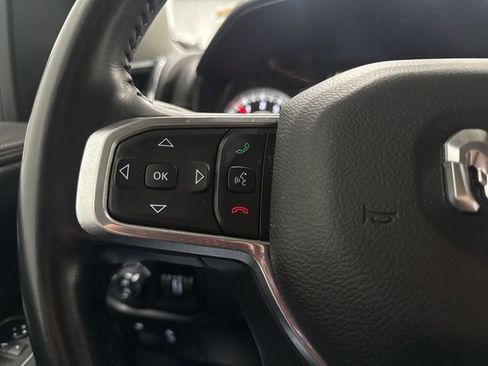Used 2022 RAM 1500 Laramie AWD/4WD image 12