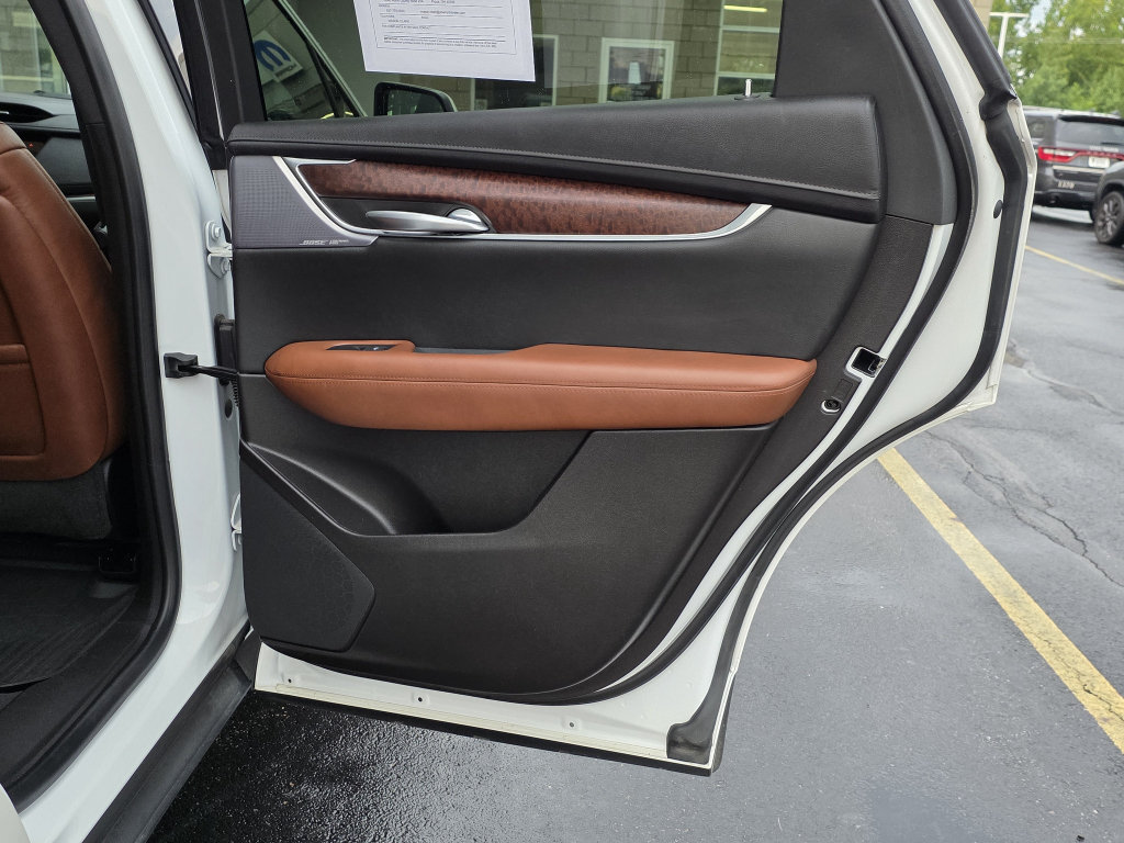 Used 2023 Cadillac XT5 Premium Luxury w/ Technology Package AWD/4WD image 49