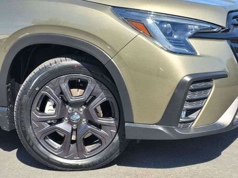 Used 2023 Subaru Ascent Onyx Edition Limited image 5