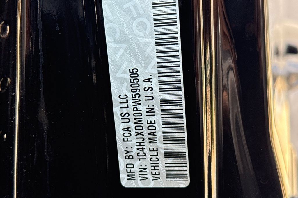 Used 2023 Jeep Wrangler Unlimited Sport AWD/4WD image 36