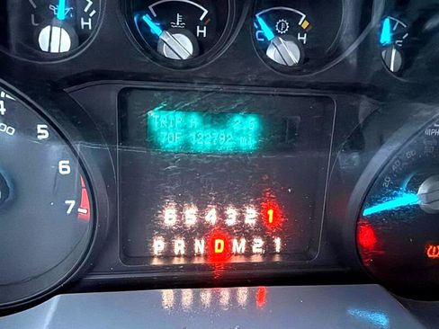 Used 2013 Ford F250 XL w/ Skid Plate Pkg image 22