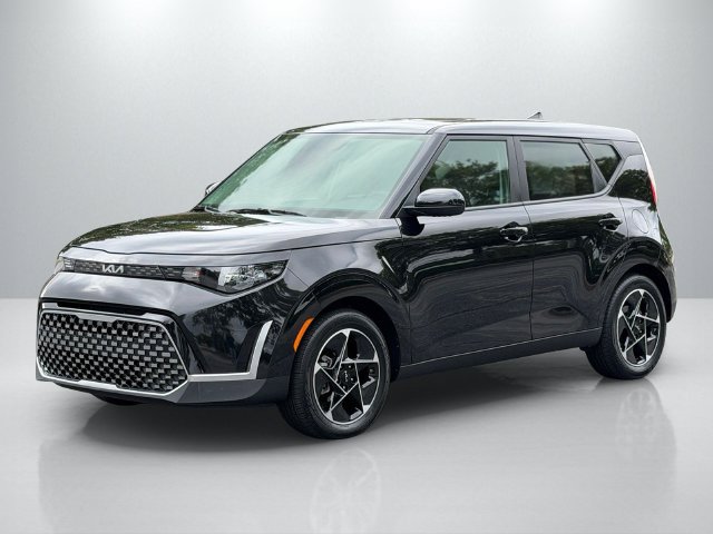 Certified 2025 Kia Soul EX FWD image 3