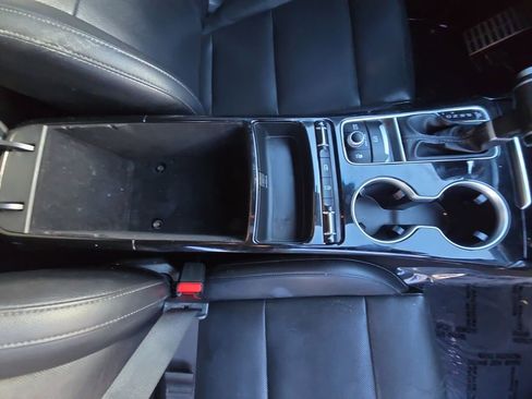 Used 2023 Kia Stinger GT-Line w/ Sun & Sound Package image 21