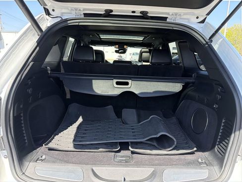 Used 2019 Jeep Grand Cherokee High Altitude AWD/4WD image 29