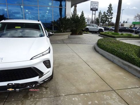 New 2026 Buick Envision Sport Touring image 31