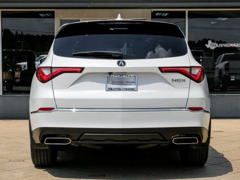 Used 2023 Acura MDX FWD image 10