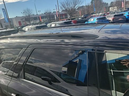 Used 2024 Dodge Durango GT image 11