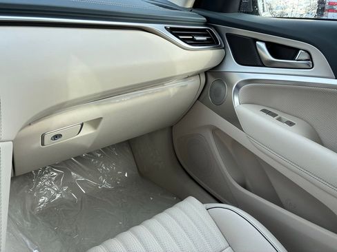 New 2026 Genesis G70 2.5T Prestige image 34