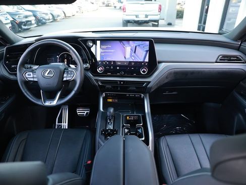 Used 2024 Lexus TX 500h AWD w/ Technology Package image 25