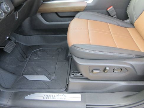 New 2026 Chevrolet Silverado 3500 High Country w/ High Country Premium Package image 22