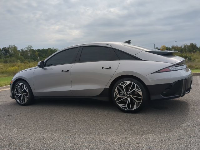 Used 2025 Hyundai Ioniq 6 SEL RWD image 6