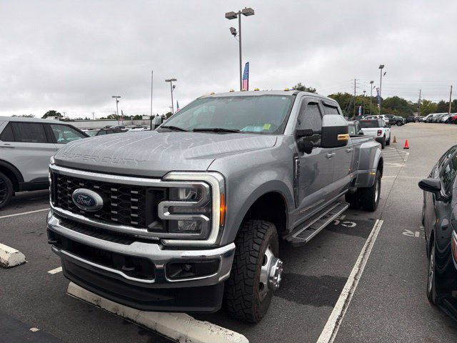Used 2023 Ford F350 Lariat AWD/4WD image 1