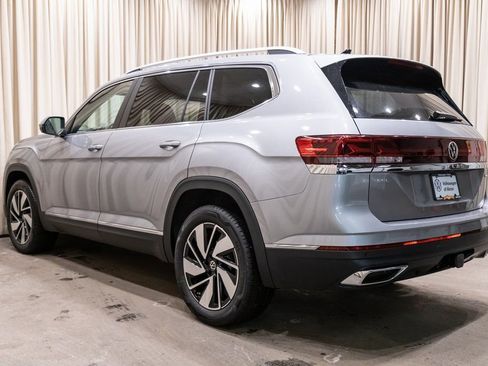 New 2026 Volkswagen Atlas SEL image 6