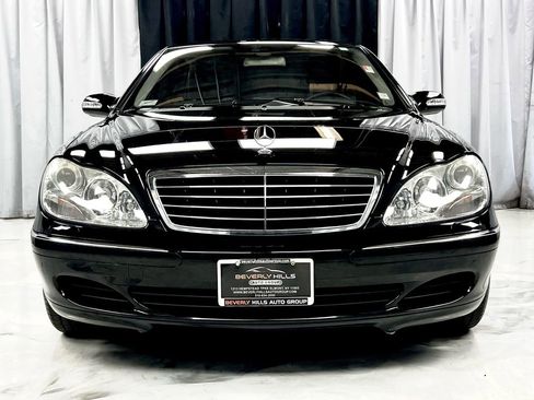 Used 2004 Mercedes-Benz S 500 4MATIC image 2