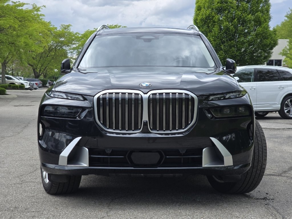 Used 2023 BMW X7 xDrive40i AWD/4WD image 45