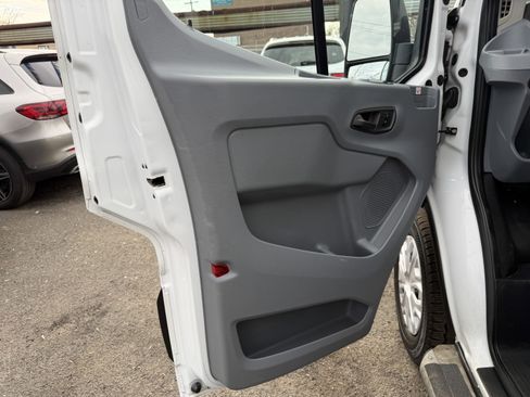Used 2019 Ford Transit 250 130 Low Roof w/ Exterior Upgrade Package image 24