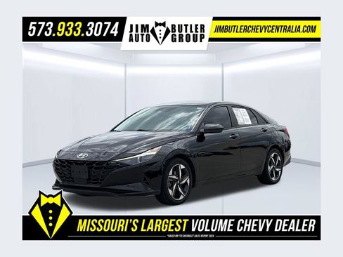 Used 2023 Hyundai Elantra SEL w/ Convenience Package FWD image 1