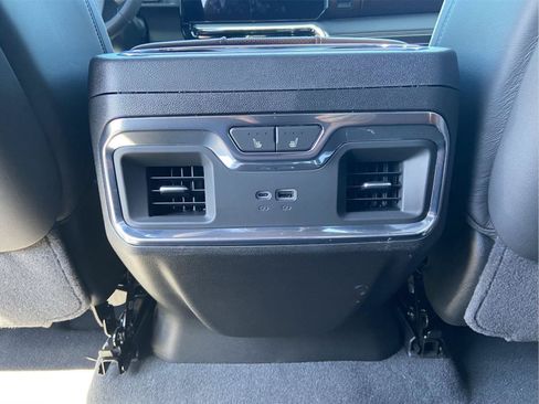 Used 2026 GMC Sierra 1500 Denali Ultimate AWD/4WD image 14