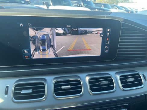 Used 2024 Mercedes-Benz GLE 63 AMG S image 16