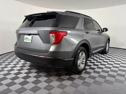 Certified 2022 Ford Explorer XLT AWD/4WD image 8