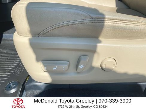 Used 2021 Toyota 4Runner Limited AWD/4WD image 12